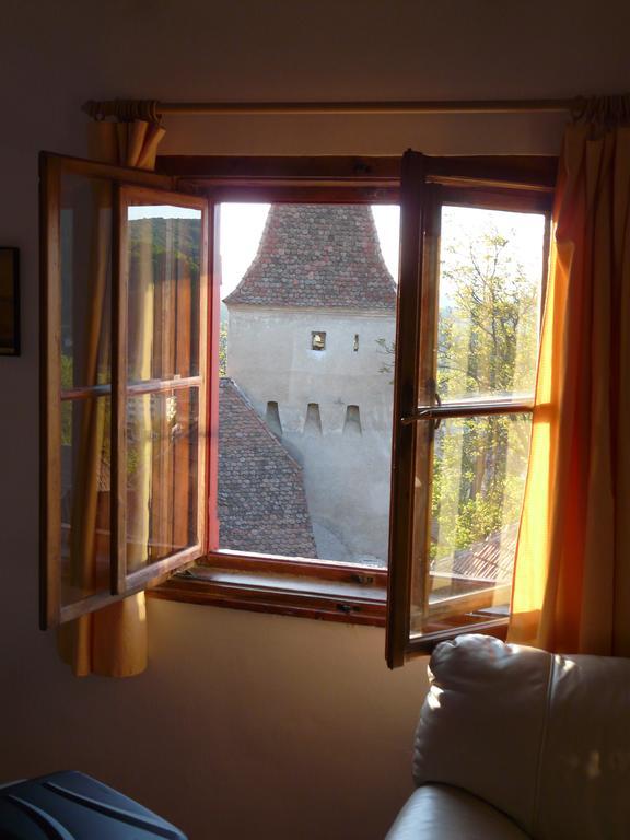 Casa Cojo Apartman Segesvár Szoba fotó